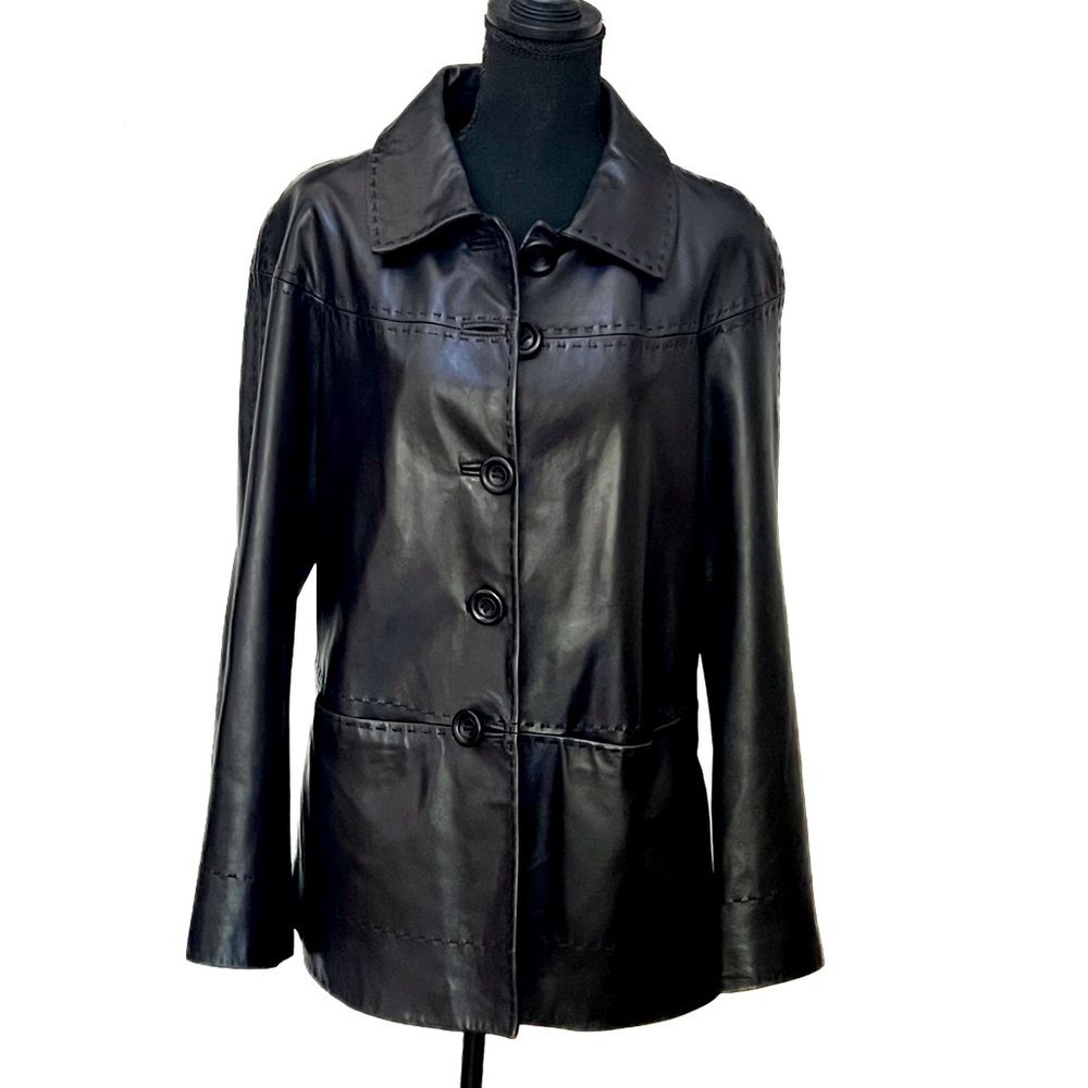 Vakko leather jacket with leopard lining. Size large